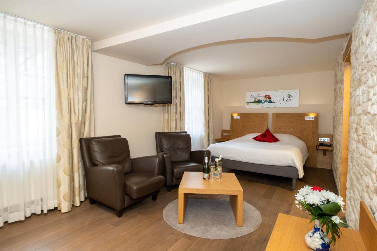 La Couronne A Wissembourg Hotel Luaran gambar