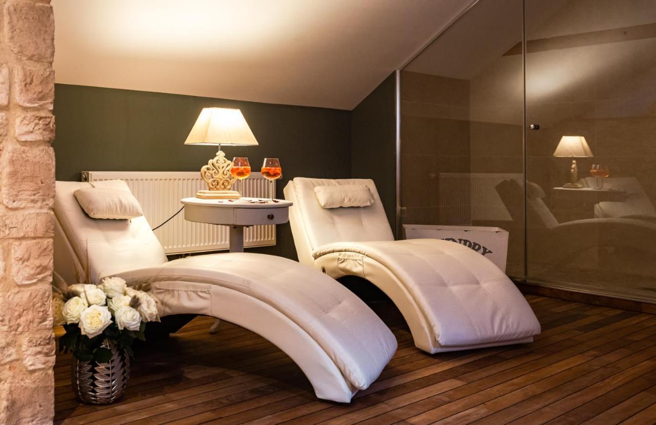 La Couronne A Wissembourg Hotel Luaran gambar