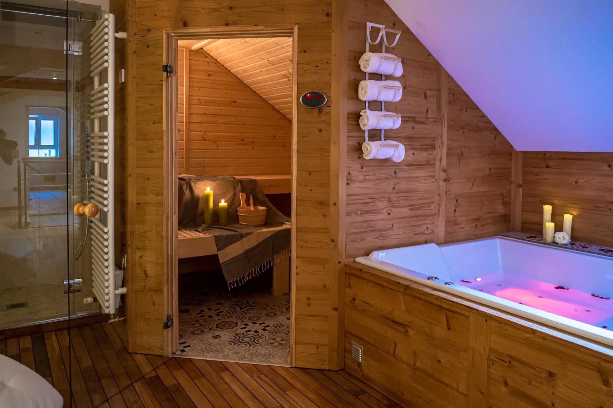 La Couronne A Wissembourg Hotel Luaran gambar